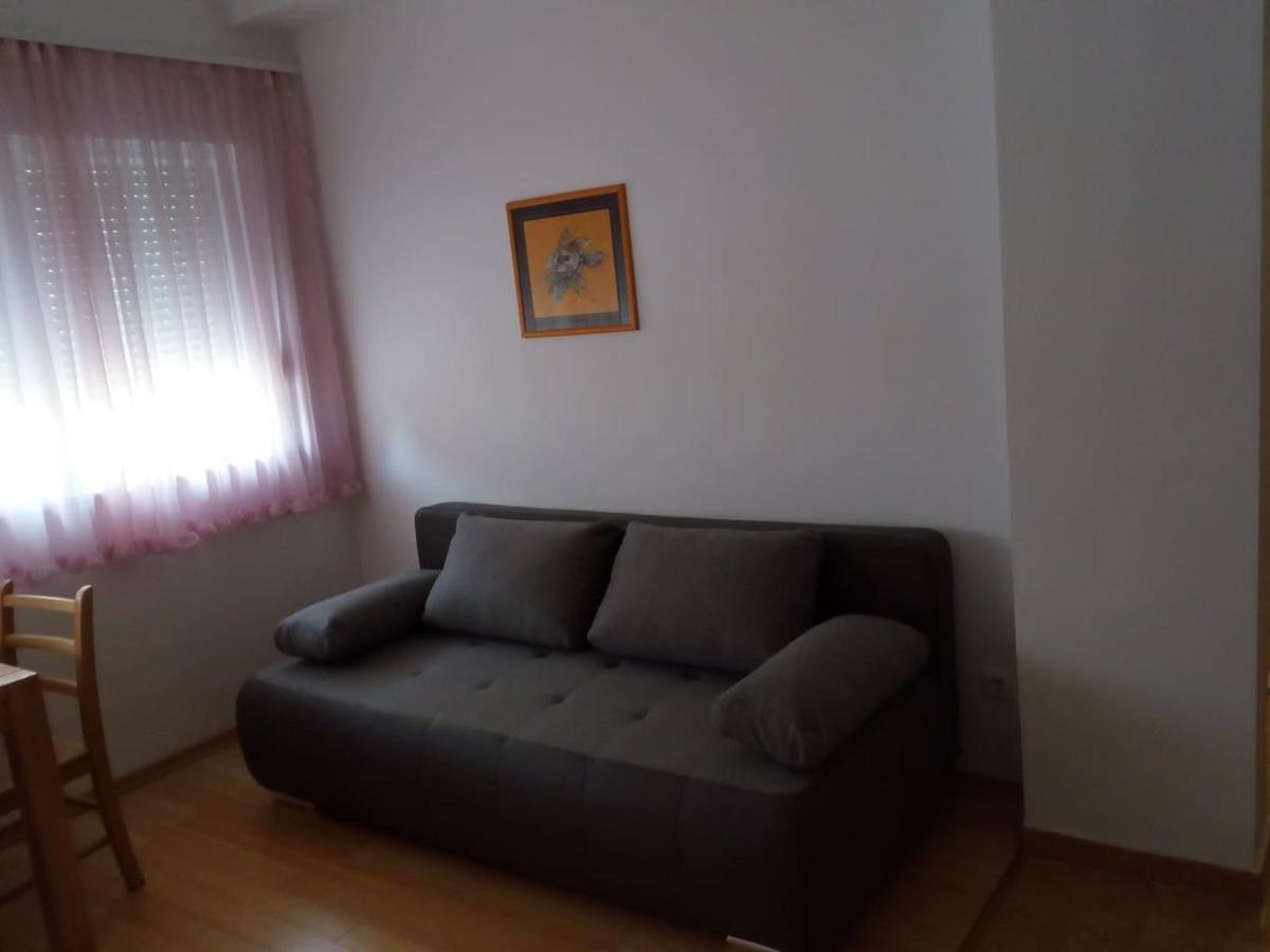 Apartment Bambino Kastela Exterior photo